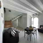 Maison Divaga 펜션 *