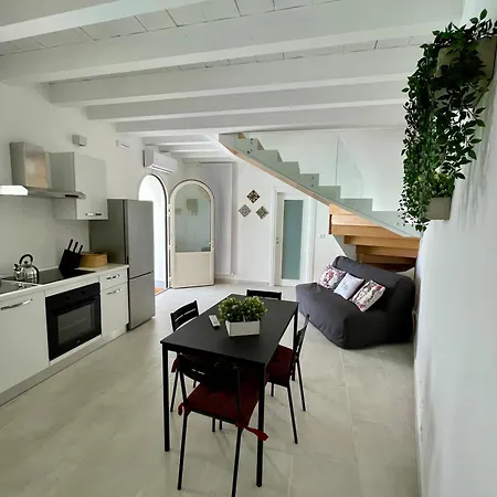 Semesterbostad Maison Divaga *