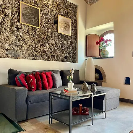 Maison Divaga Fleri